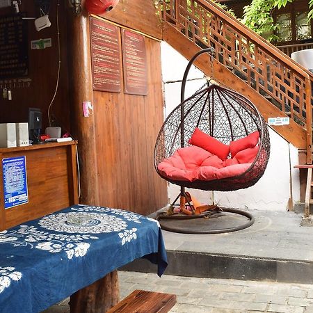 Runtong International Youth Hostel 麗江市 エクステリア 写真