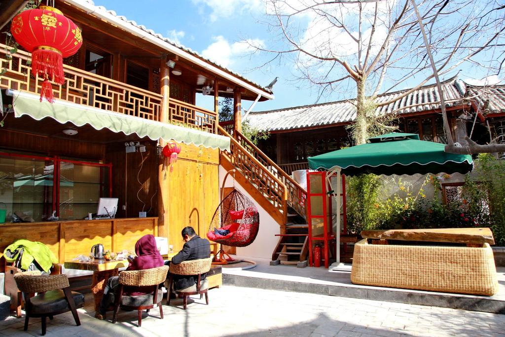 Runtong International Youth Hostel 麗江市 エクステリア 写真