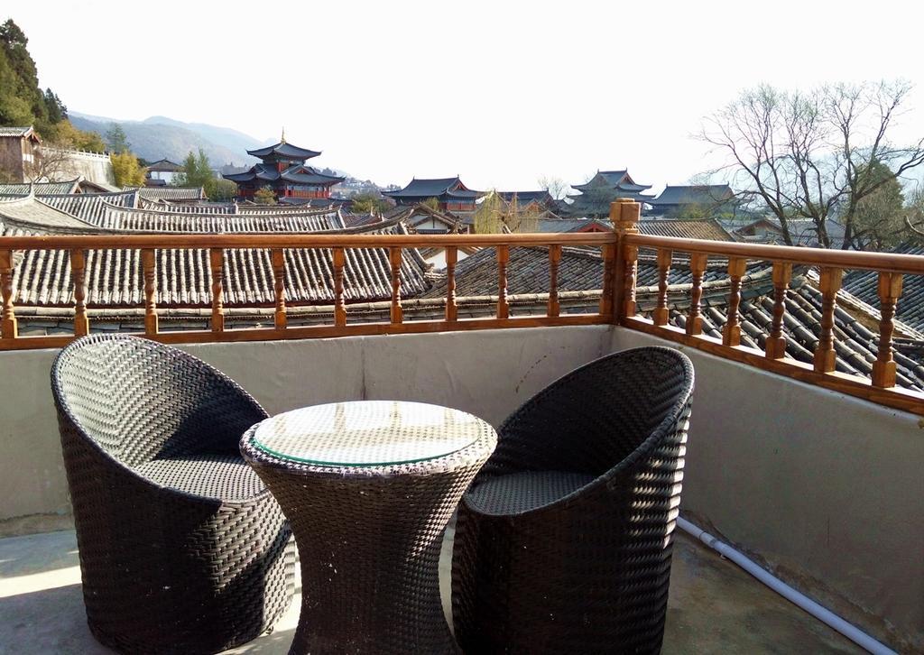 Runtong International Youth Hostel 麗江市 エクステリア 写真