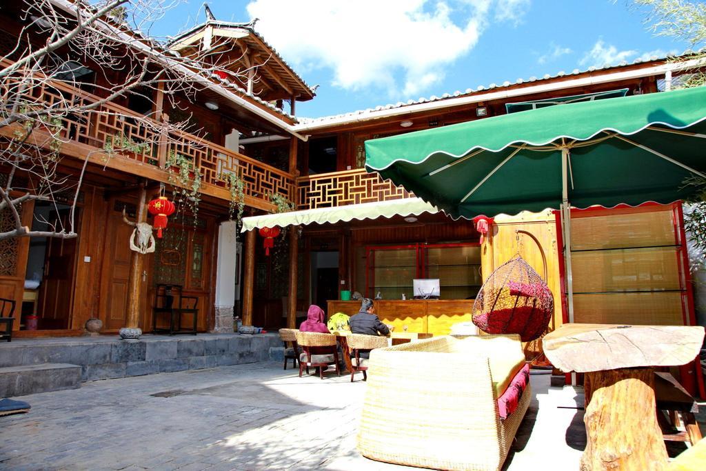 Runtong International Youth Hostel 麗江市 エクステリア 写真