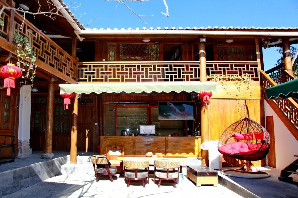 Runtong International Youth Hostel 麗江市 エクステリア 写真